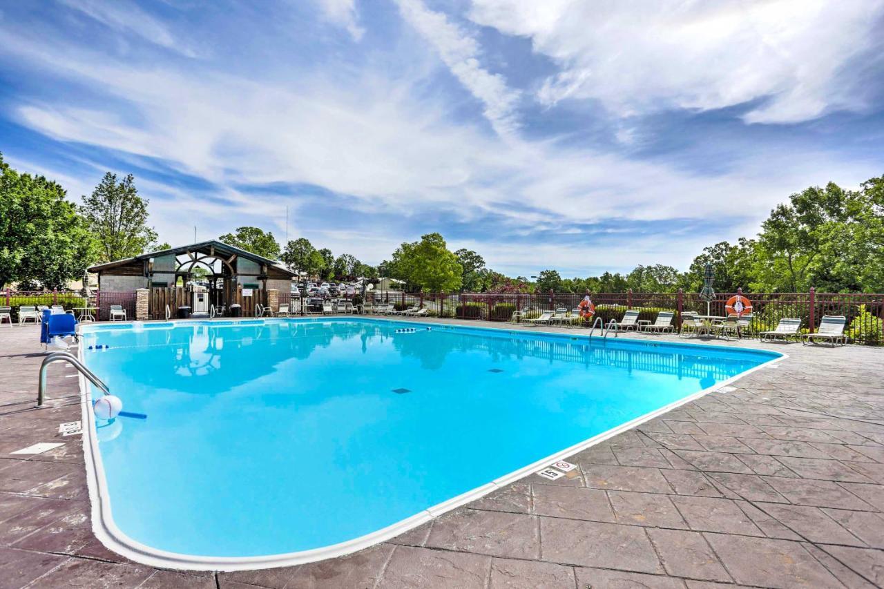 Branson Resort Condo With Scenic Patio And Pool Access エクステリア 写真